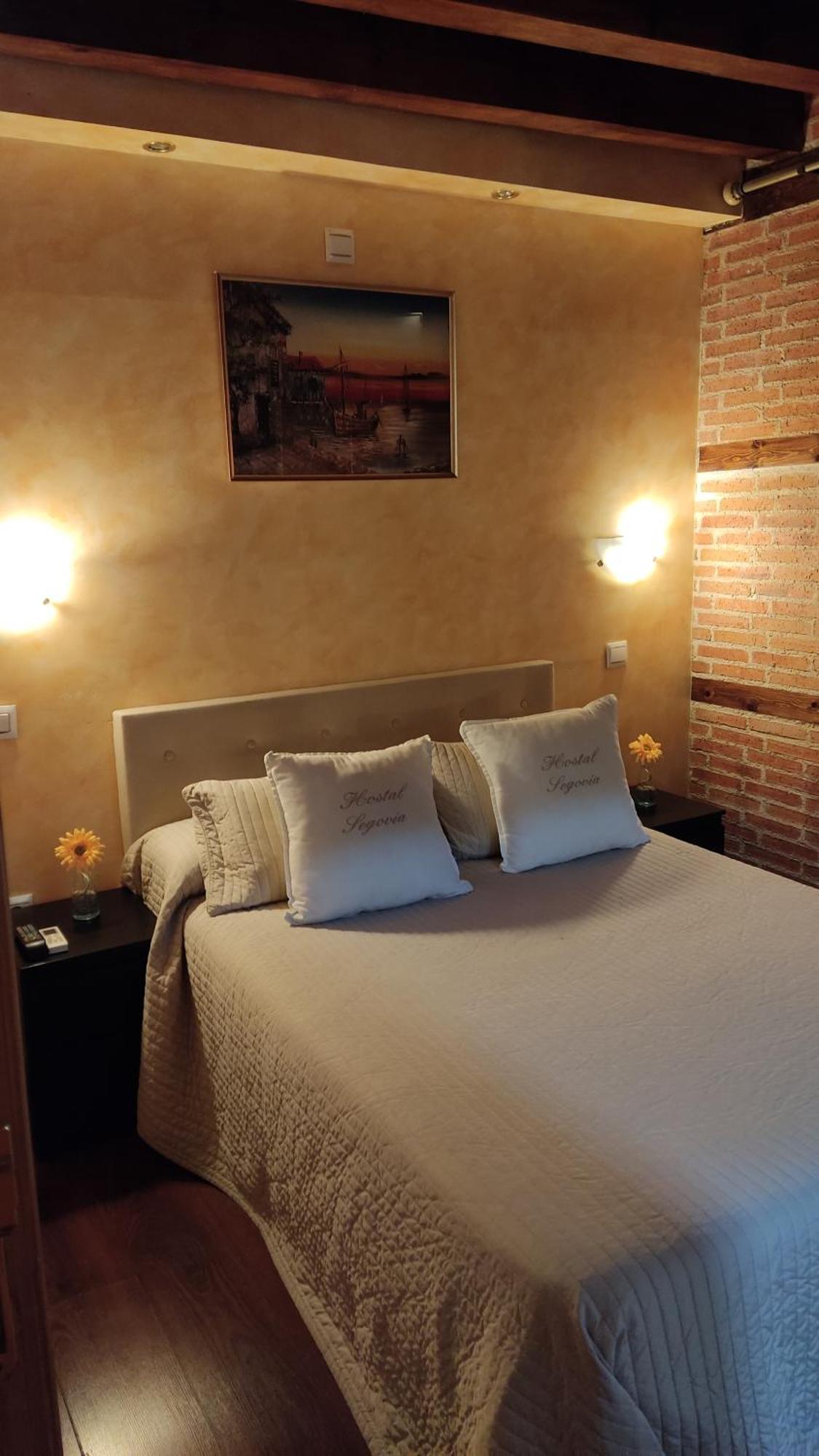 Hostal Segovia Adults Only Стая снимка