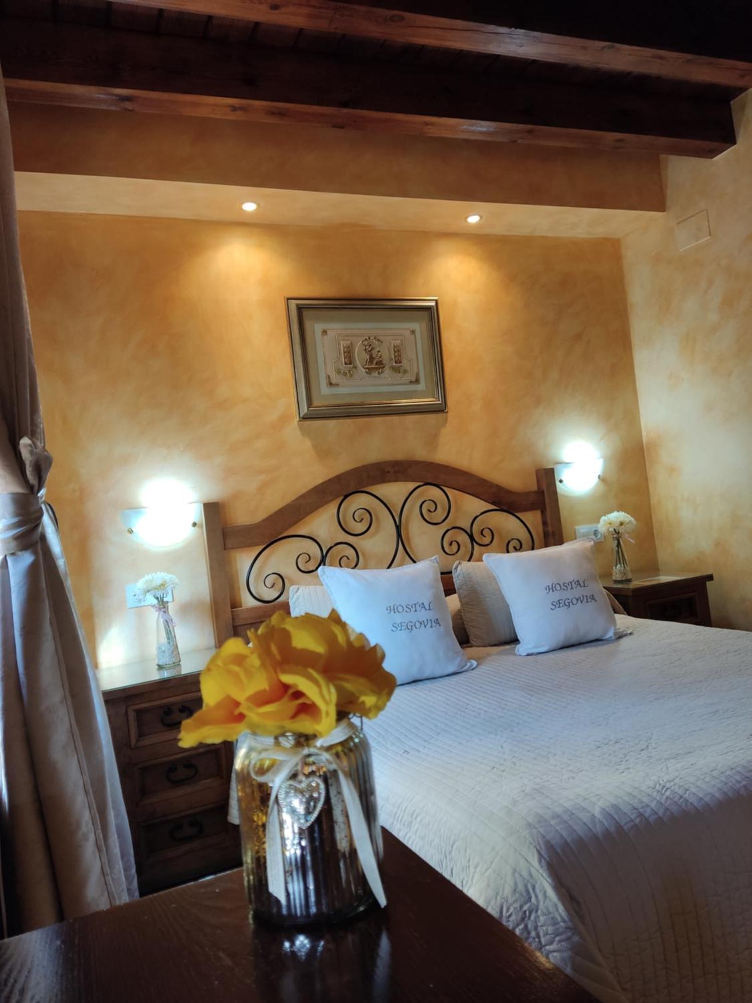 Hostal Segovia Adults Only Стая снимка