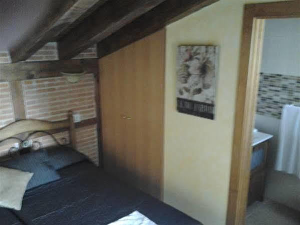 Hostal Segovia Adults Only Екстериор снимка