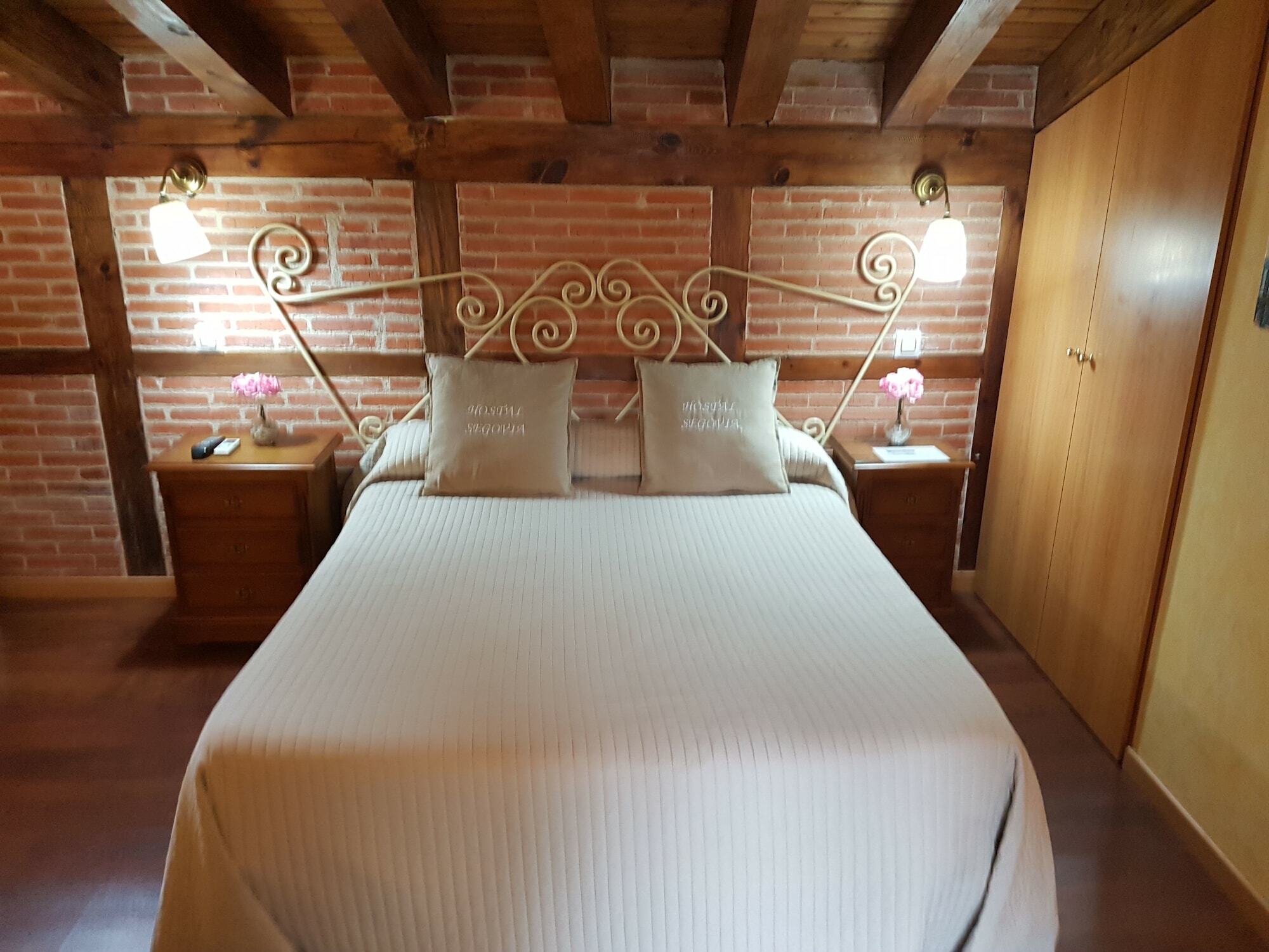 Hostal Segovia Adults Only Екстериор снимка