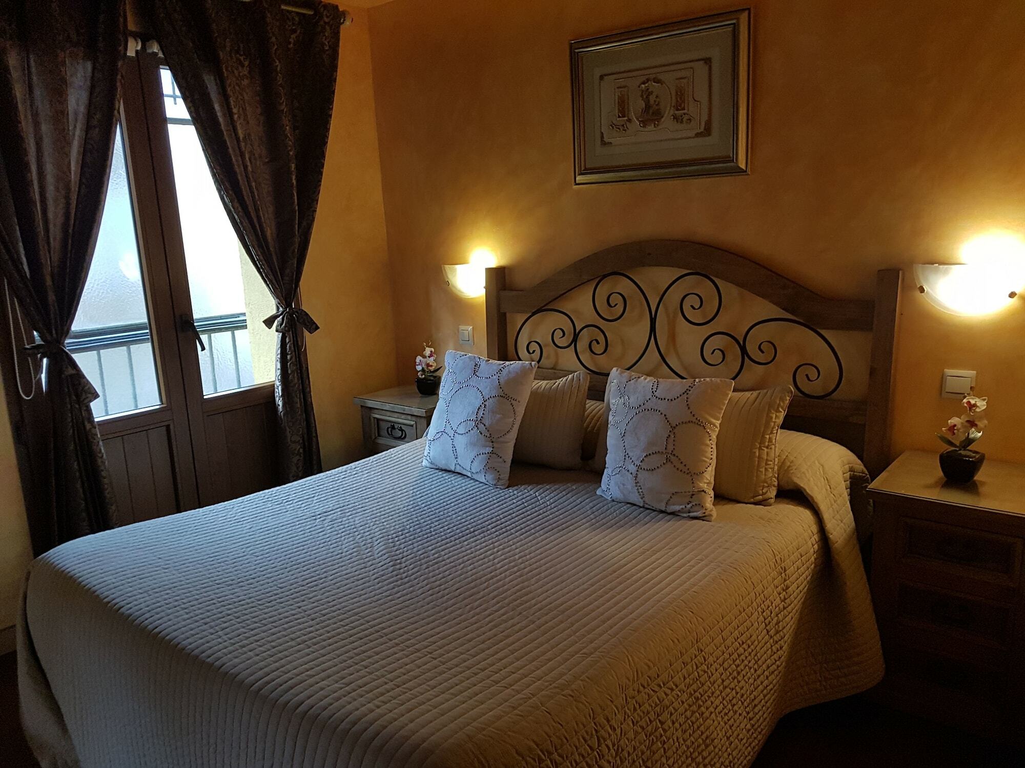 Hostal Segovia Adults Only Екстериор снимка